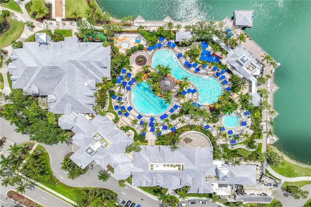 8544 Pepper Tree Way, Naples, FL 34114-39