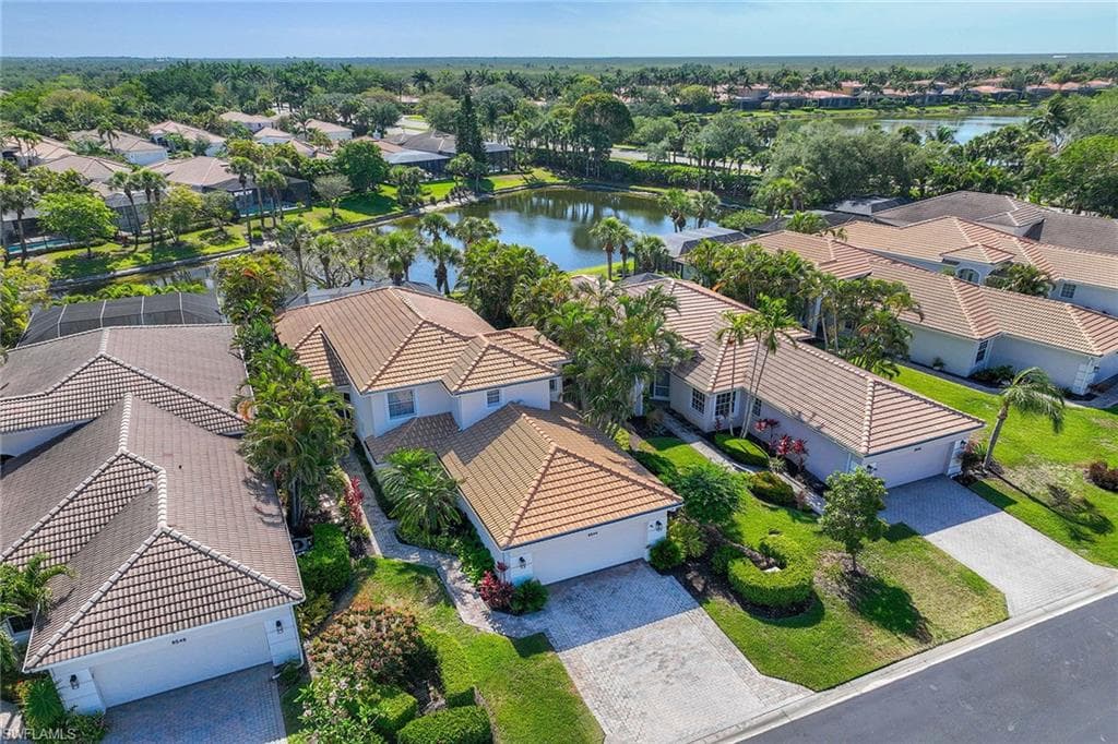 8544 Pepper Tree Way, Naples, FL 34114-4
