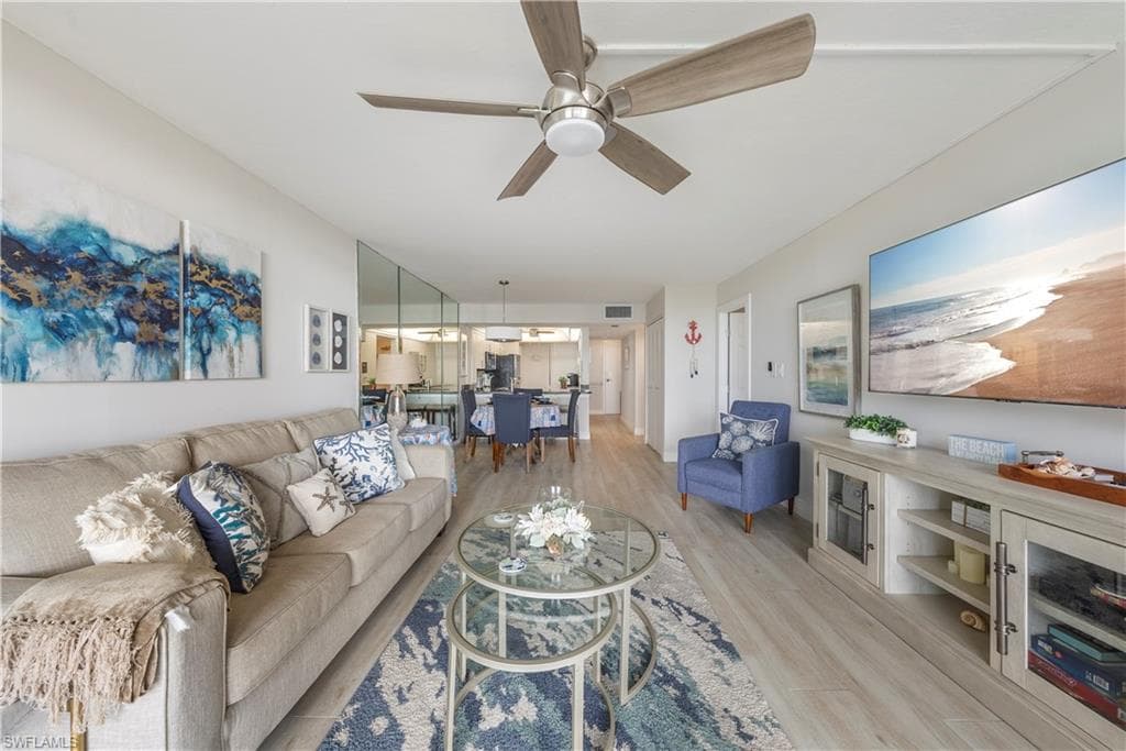 260 Seaview Ct 402, Marco Island, FL 34145-26