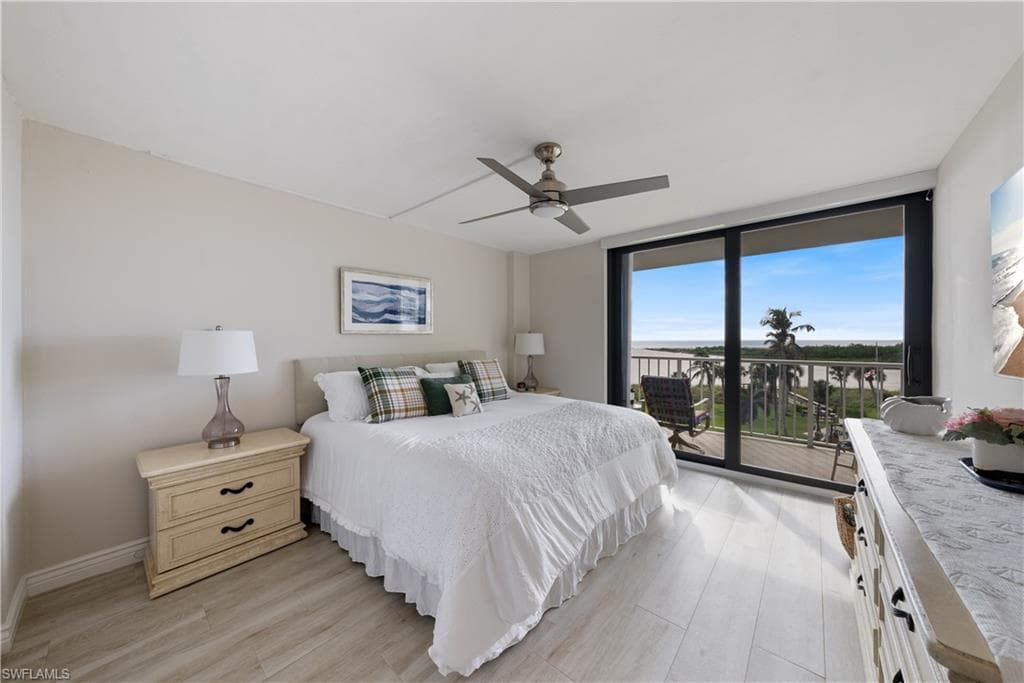 260 Seaview Ct 402, Marco Island, FL 34145-28