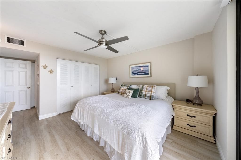260 Seaview Ct 402, Marco Island, FL 34145-30