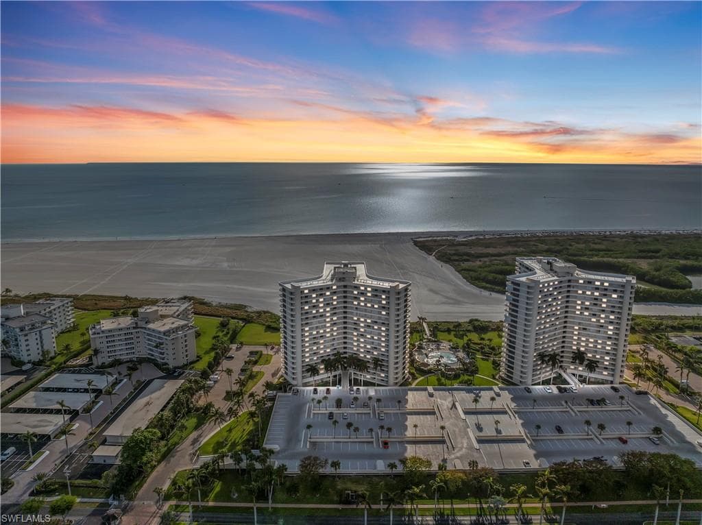 260 Seaview Ct 402, Marco Island, FL 34145-3