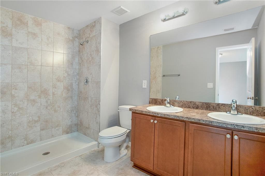 1821 25th St, Cape Coral, FL 33914-15