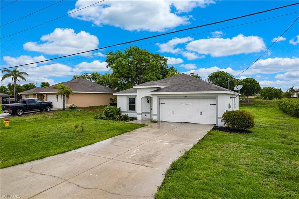1821 25th St, Cape Coral, FL 33914-1