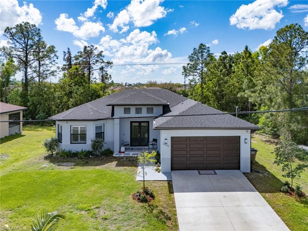 3905 15th St W, Lehigh Acres, FL 33971-30