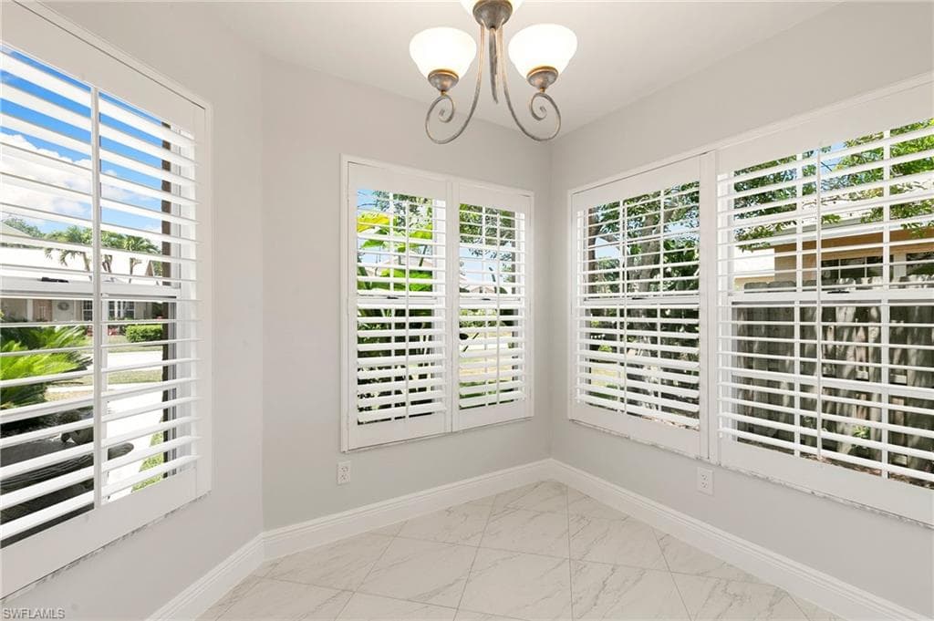 2524 Sailors Way 118, Naples, FL 34109-10