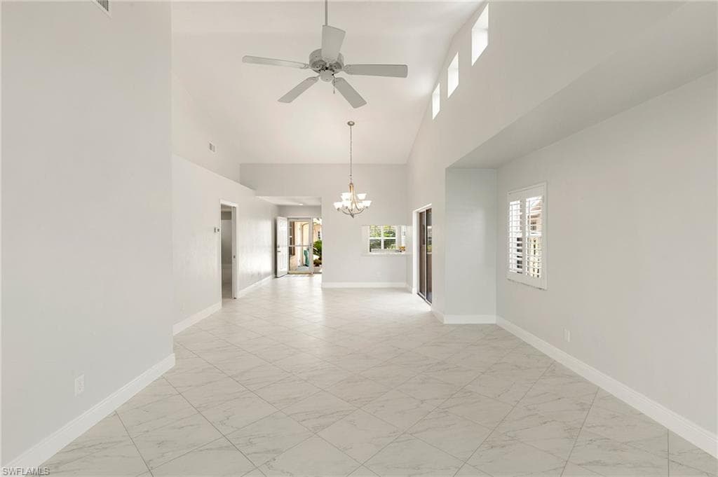 2524 Sailors Way 118, Naples, FL 34109-17