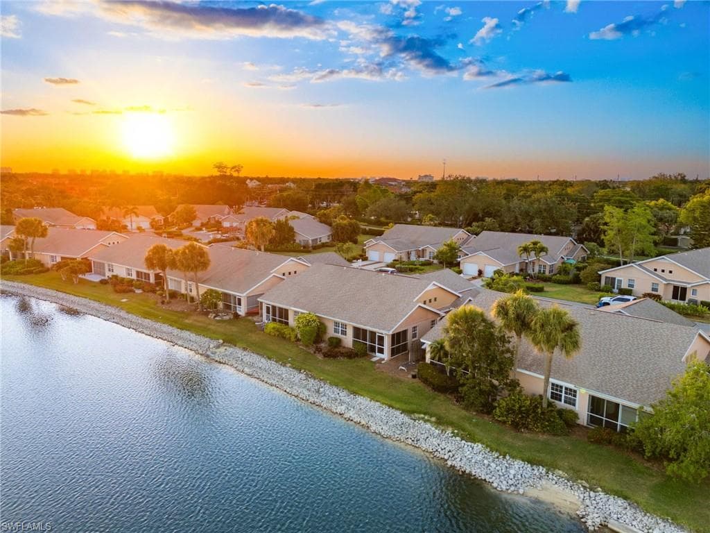 2524 Sailors Way 118, Naples, FL 34109-37