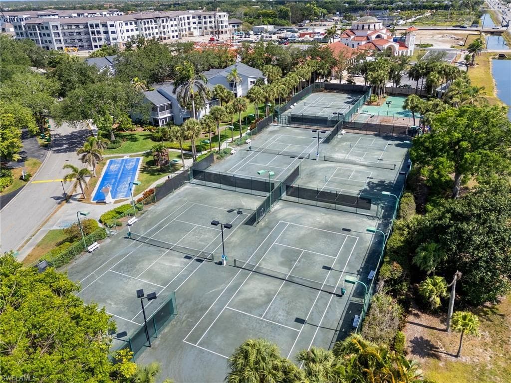 2524 Sailors Way 118, Naples, FL 34109-42