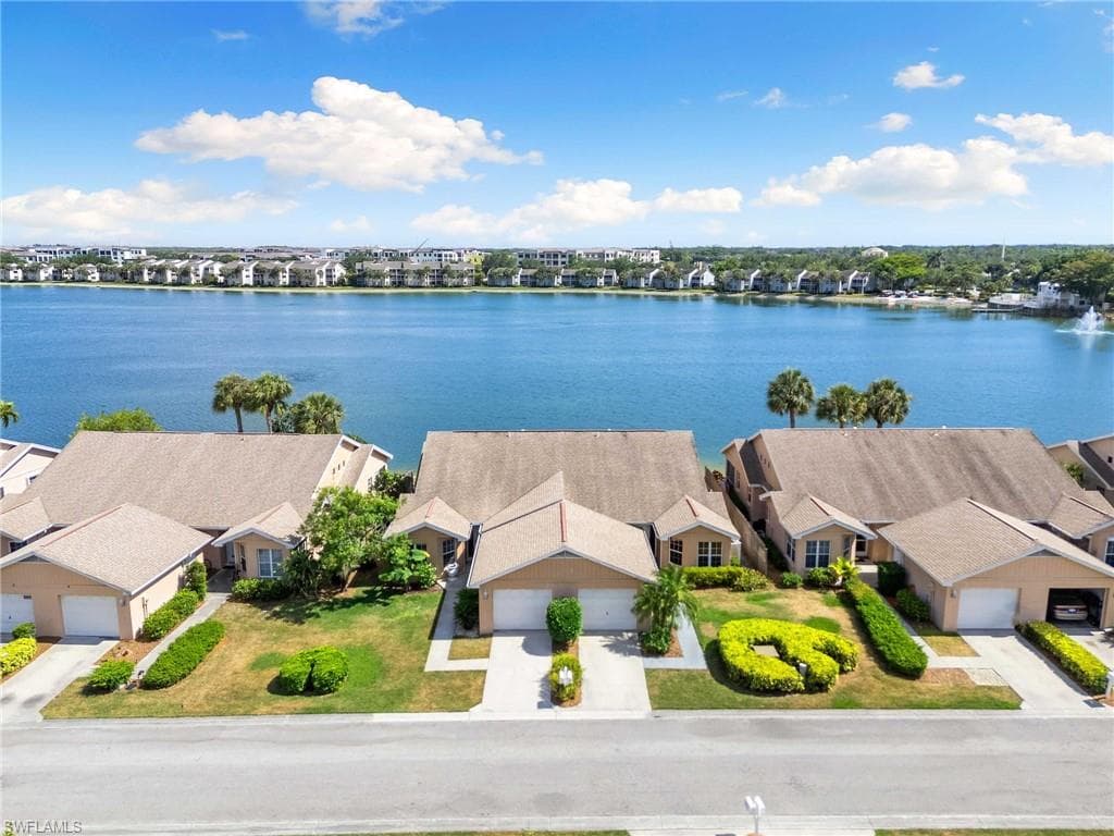2524 Sailors Way 118, Naples, FL 34109-47