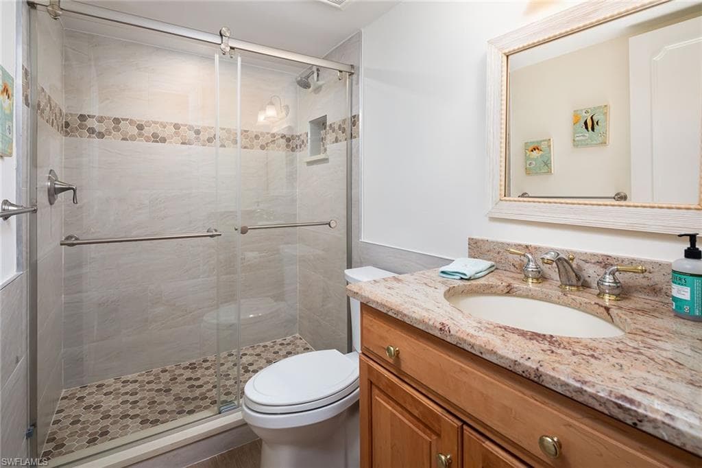 4451 Gulf Shore Blvd N 801, Naples, FL 34103-17