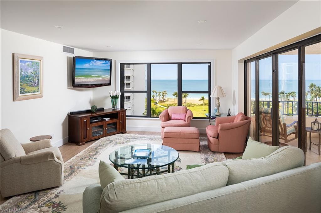 4451 Gulf Shore Blvd N 801, Naples, FL 34103-5