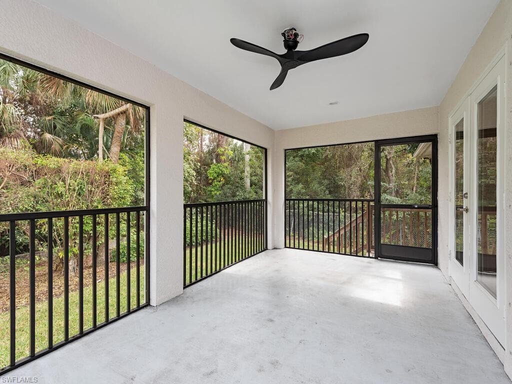 1334 Center Ln, Naples, FL 34110-12