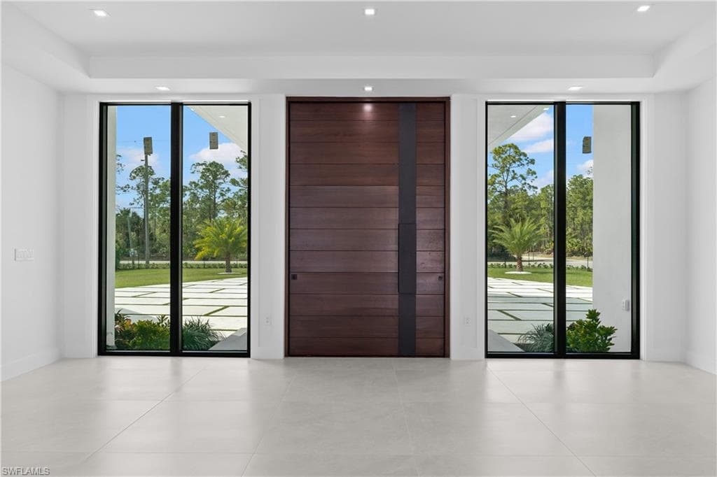 1388 Everglades Blvd N, Naples, FL 34120-12
