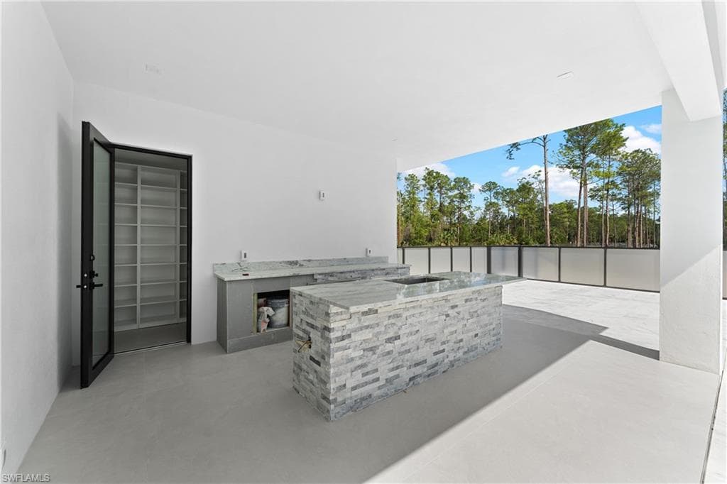 1388 Everglades Blvd N, Naples, FL 34120-44