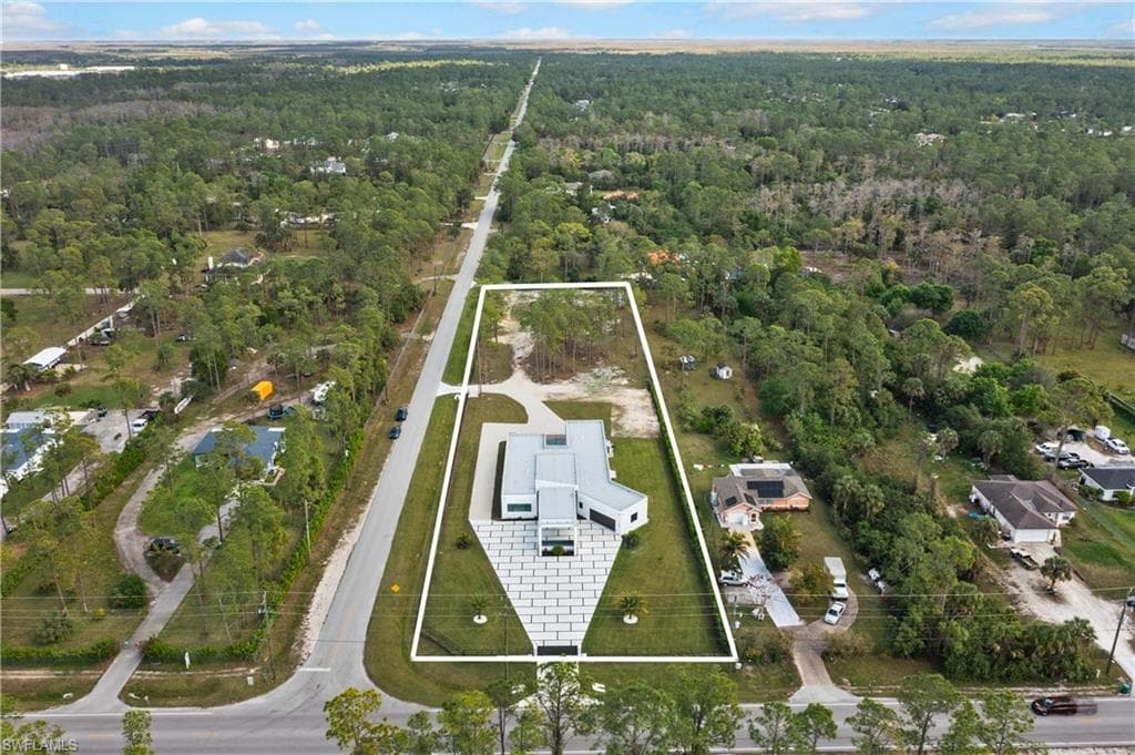 1388 Everglades Blvd N, Naples, FL 34120-51