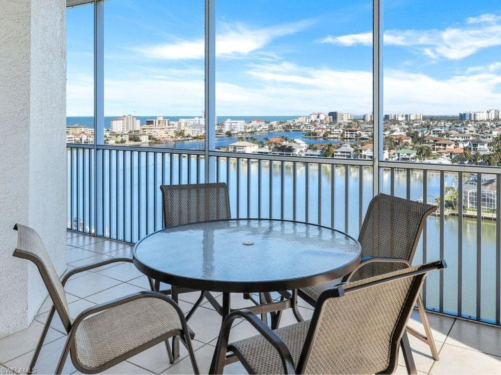 410 Flagship Dr Ph06, Naples, FL 34108-1