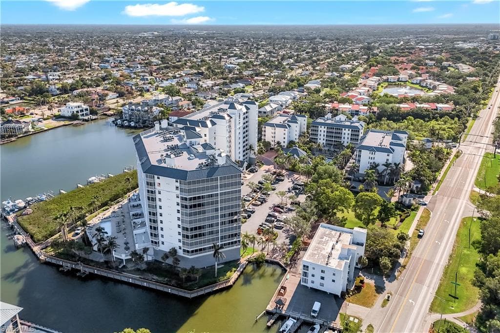 410 Flagship Dr Ph06, Naples, FL 34108-30