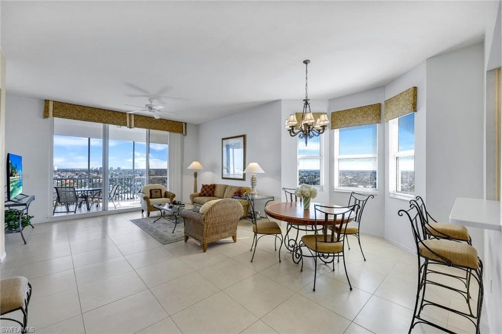 410 Flagship Dr Ph06, Naples, FL 34108-6