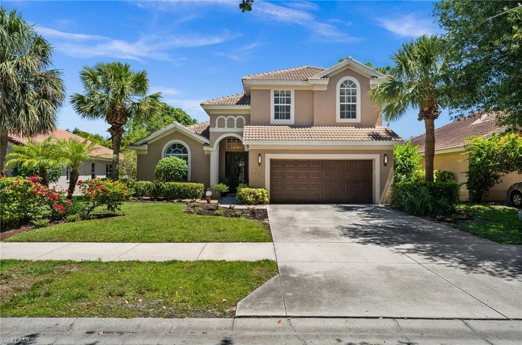 6996 Burnt Sienna Cir, Naples, FL 34109-1