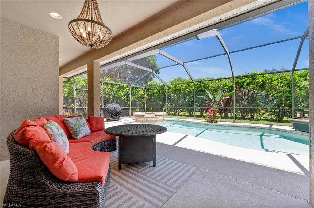 6996 Burnt Sienna Cir, Naples, FL 34109-35