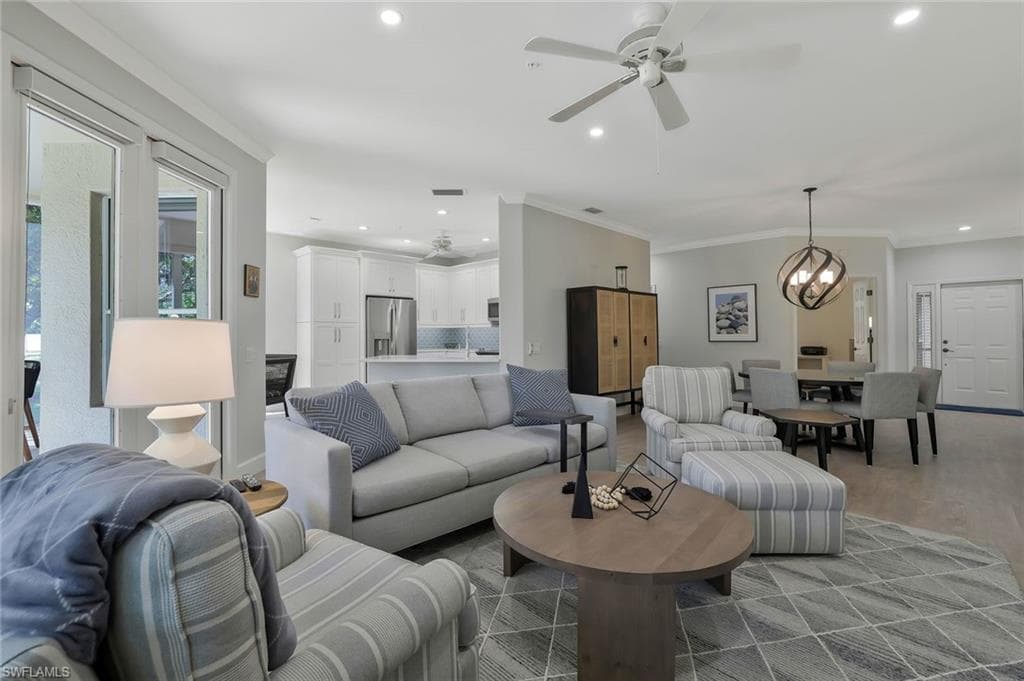 8275 Danbury Blvd 104, Naples, FL 34120-3