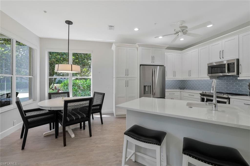 8275 Danbury Blvd 104, Naples, FL 34120-6