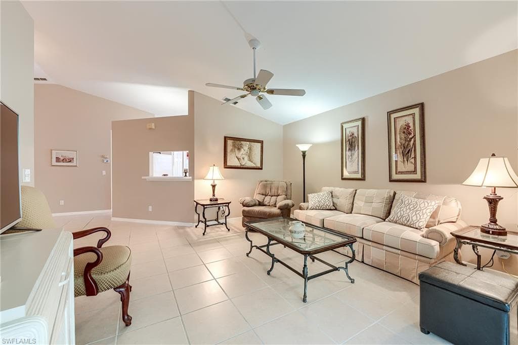 3775 Fieldstone Blvd 104, Naples, FL 34109-10