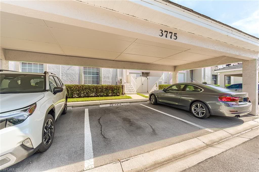 3775 Fieldstone Blvd 104, Naples, FL 34109-34