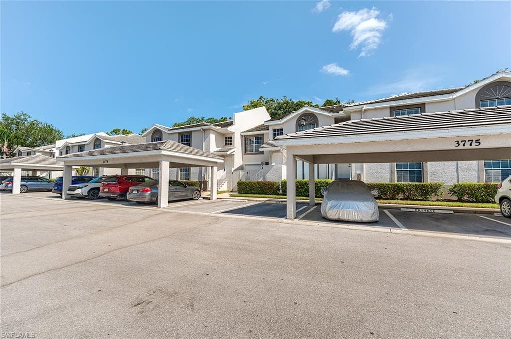 3775 Fieldstone Blvd 104, Naples, FL 34109-35