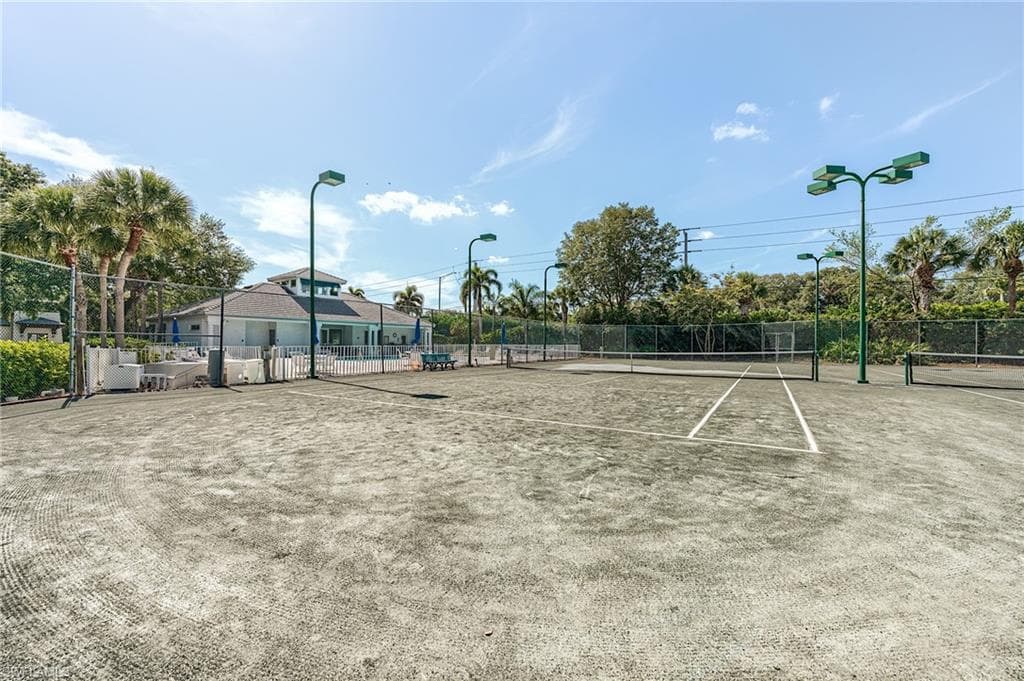 3775 Fieldstone Blvd 104, Naples, FL 34109-38