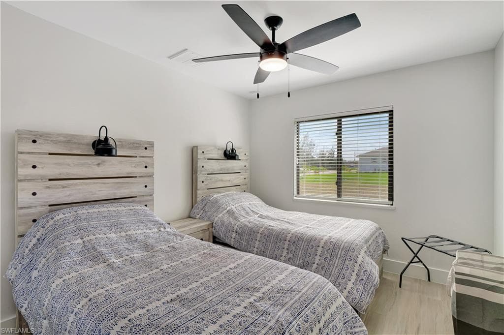 4234 24th Ter, Cape Coral, FL 33993-26