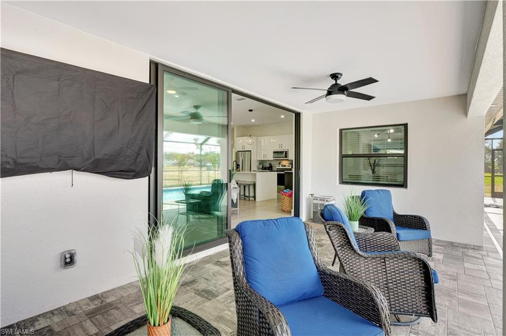 4234 24th Ter, Cape Coral, FL 33993-44