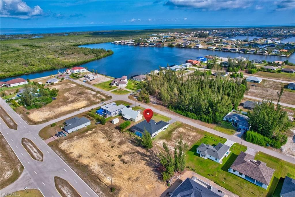 4234 24th Ter, Cape Coral, FL 33993-51