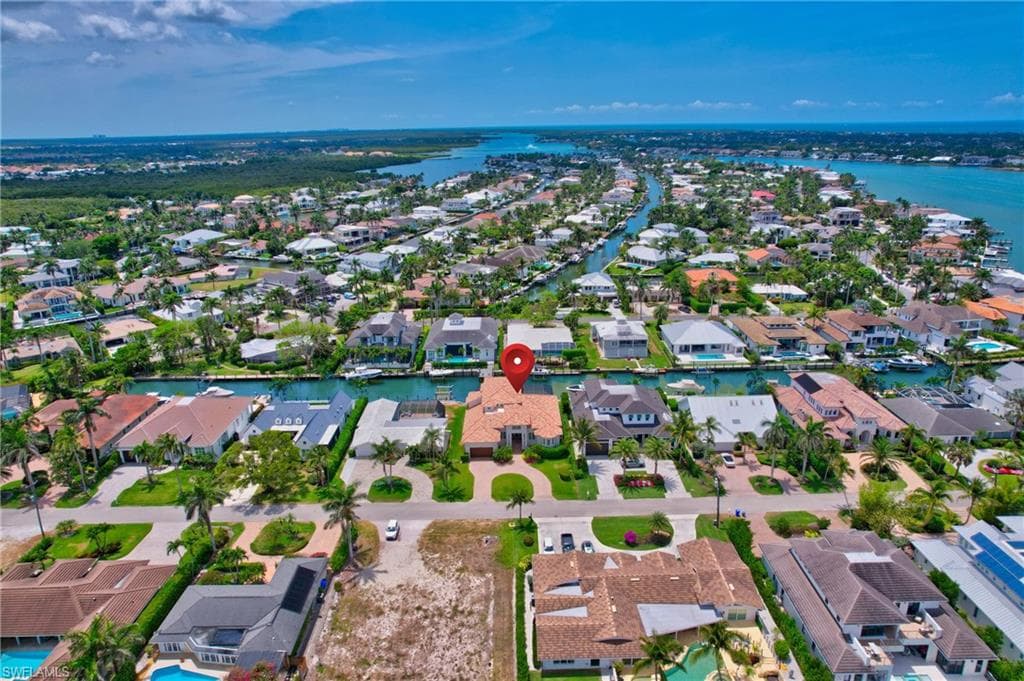1380 Marlin Dr, Naples, FL 34102-47