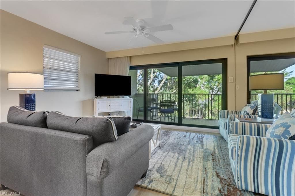 600 Neapolitan Way 345, Naples, FL 34103-14