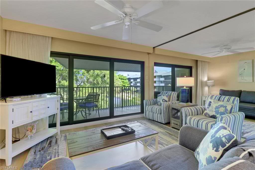 600 Neapolitan Way 345, Naples, FL 34103-15