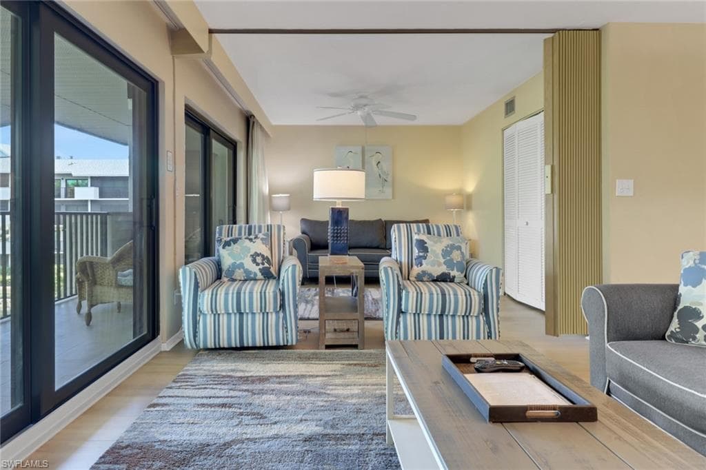 600 Neapolitan Way 345, Naples, FL 34103-16