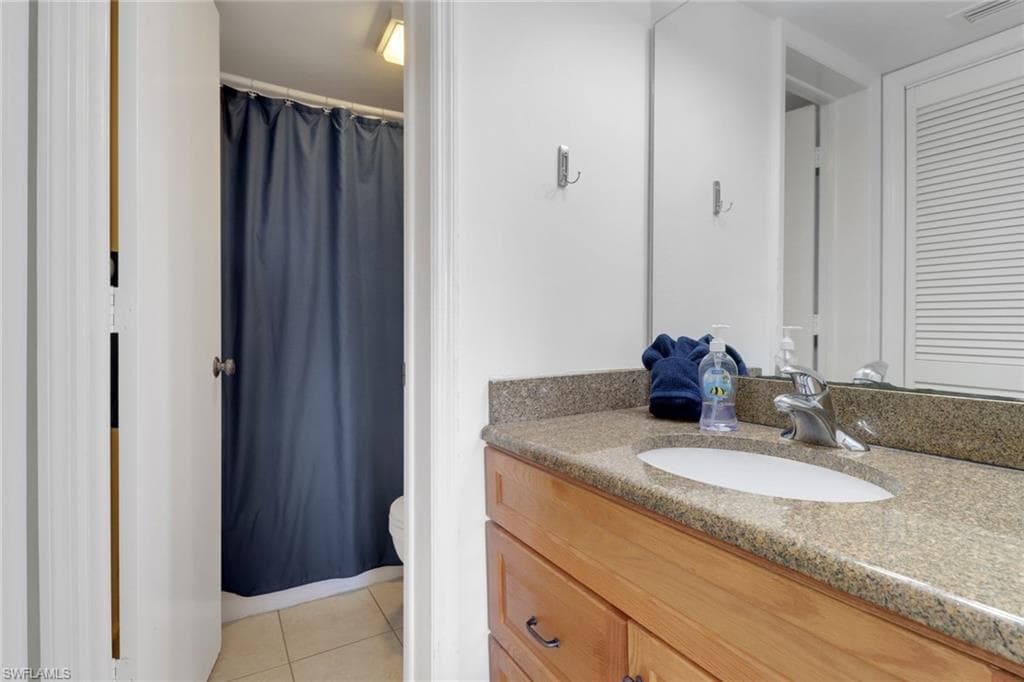 600 Neapolitan Way 345, Naples, FL 34103-26