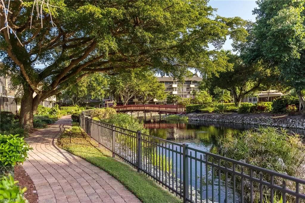 600 Neapolitan Way 345, Naples, FL 34103-35