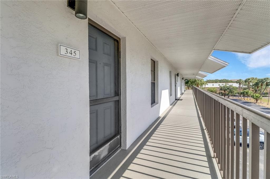 600 Neapolitan Way 345, Naples, FL 34103-4