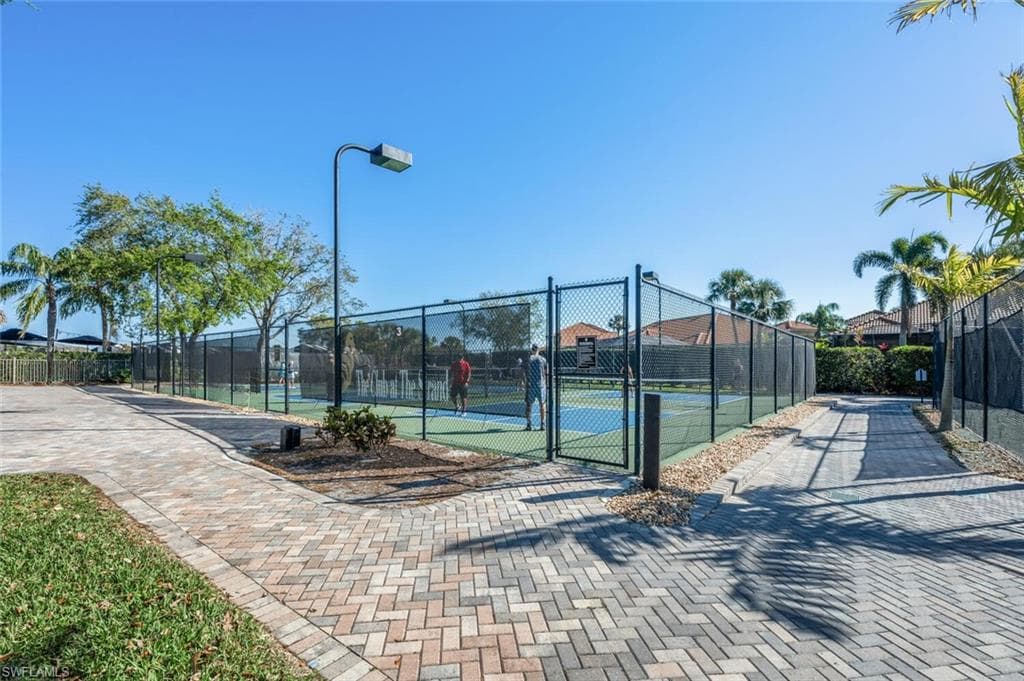 7005 Pinnacle Ln 1501, Naples, FL 34110-36
