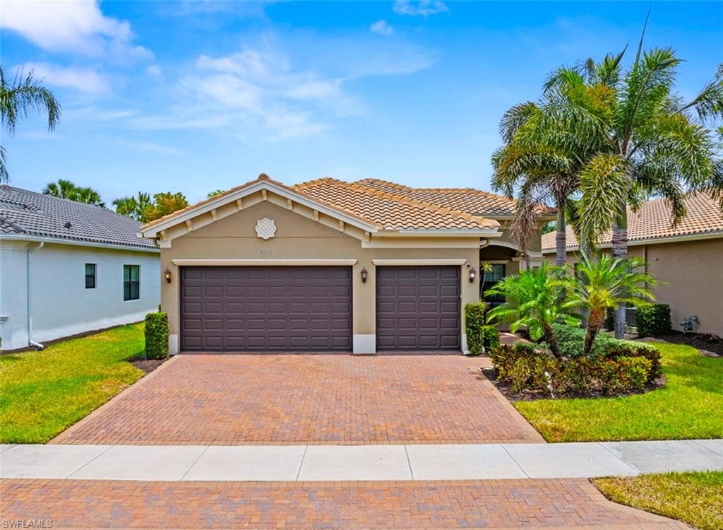 4150 Aspen Chase Dr, Naples, FL 34119-1