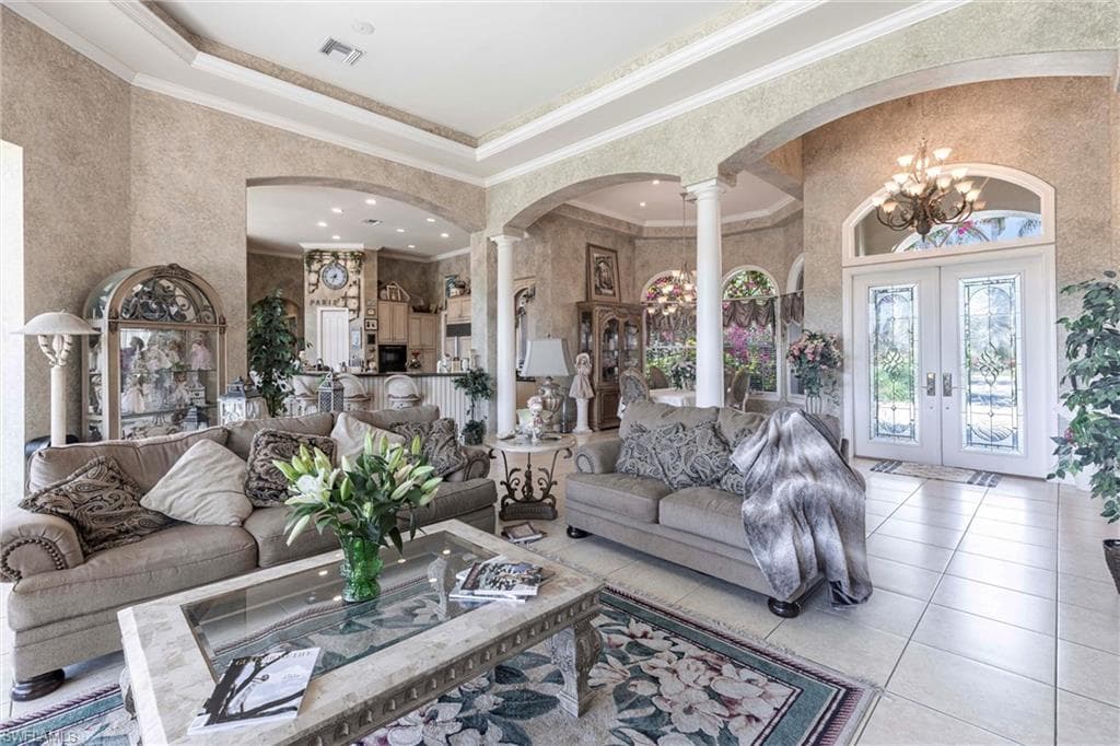 2339 Alexander Palm Dr, Naples, FL 34105-21
