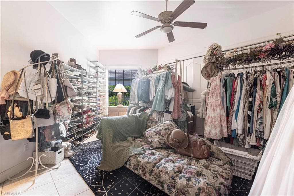 2339 Alexander Palm Dr, Naples, FL 34105-40