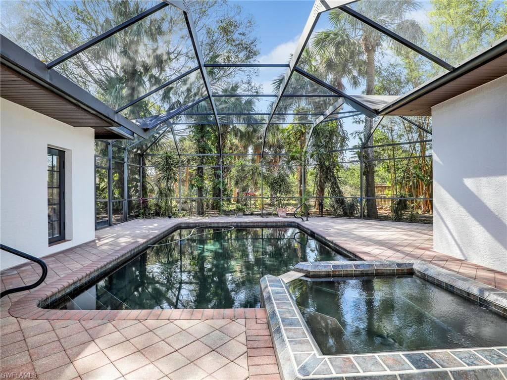 27338 Elwood Dr, Bonita Springs, FL 34135-10
