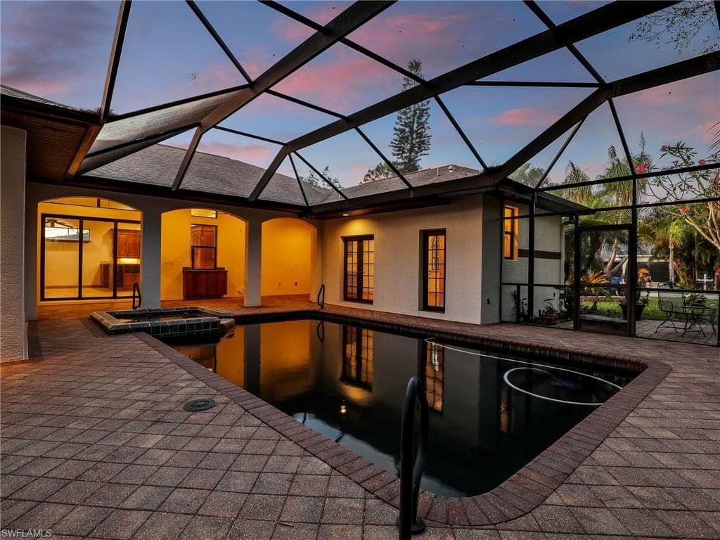 27338 Elwood Dr, Bonita Springs, FL 34135-11