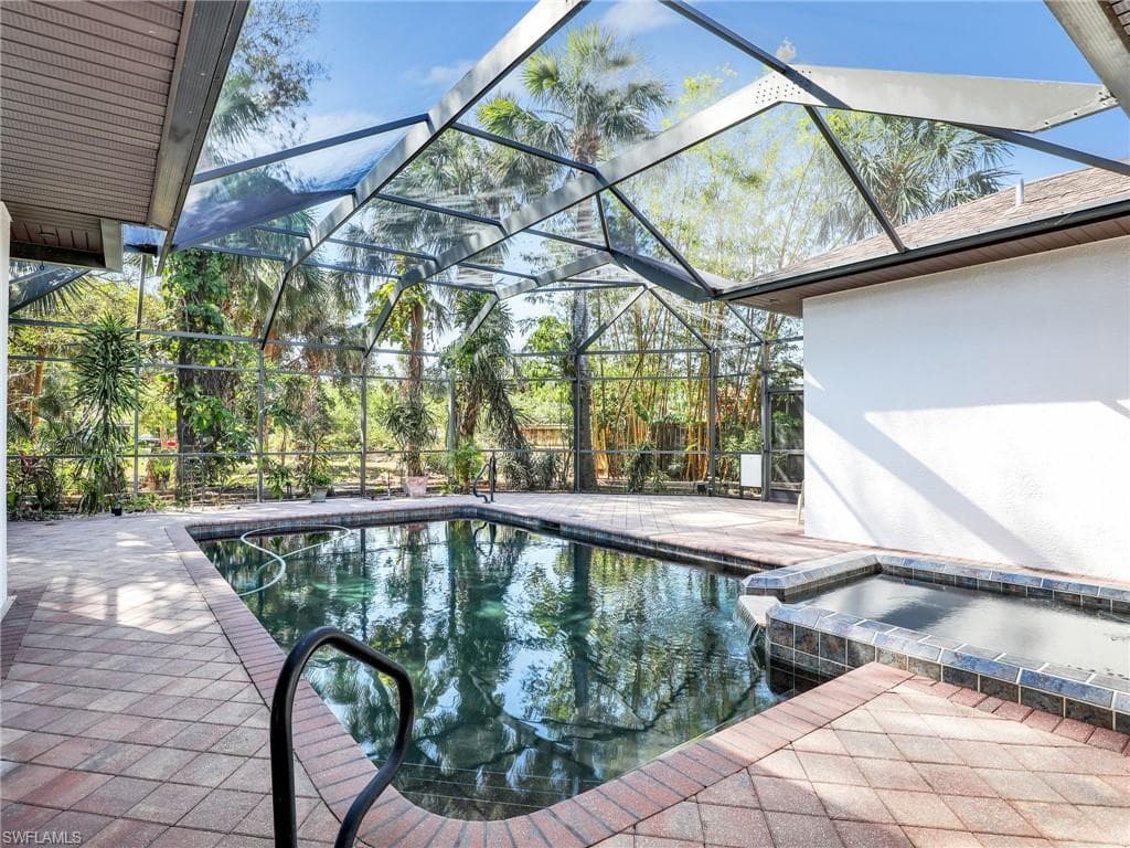 27338 Elwood Dr, Bonita Springs, FL 34135-14
