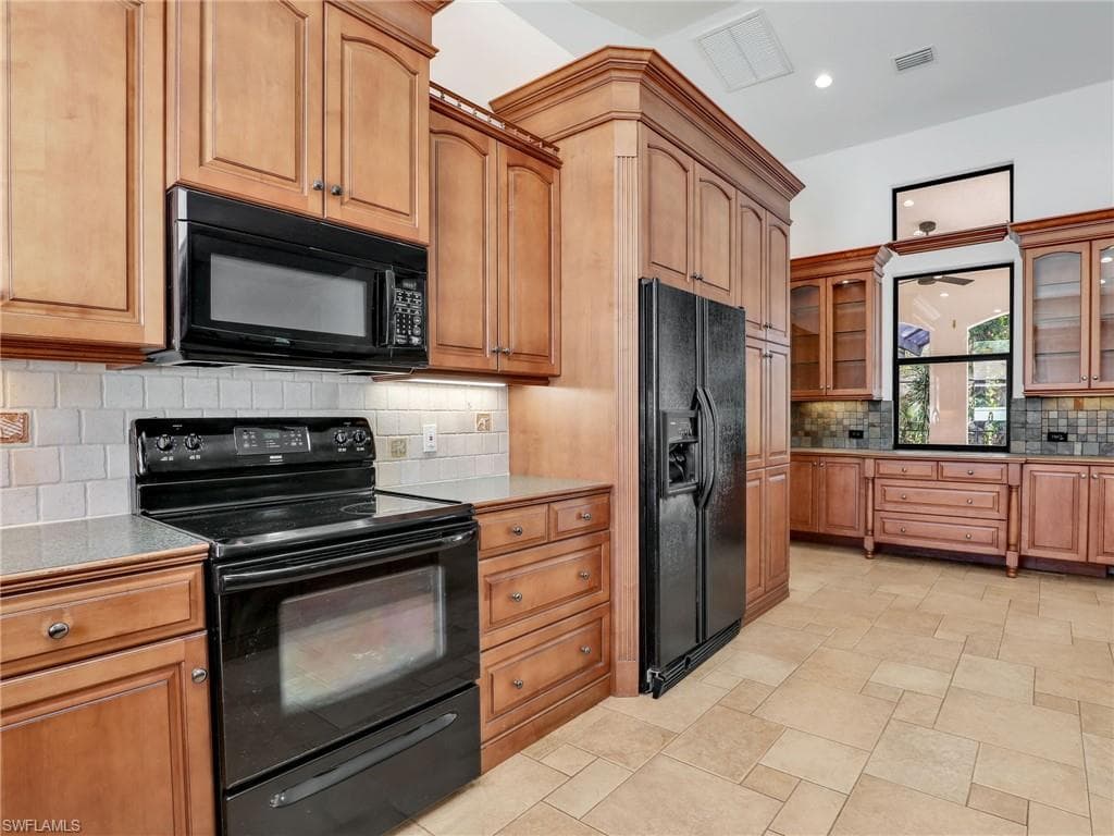 27338 Elwood Dr, Bonita Springs, FL 34135-23