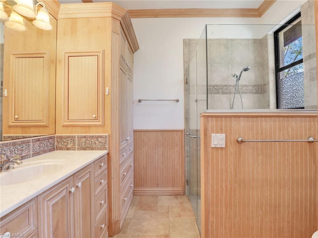 27338 Elwood Dr, Bonita Springs, FL 34135-30